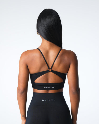Women Black Glimpse Ribbed Seamless Bra - NVGTN