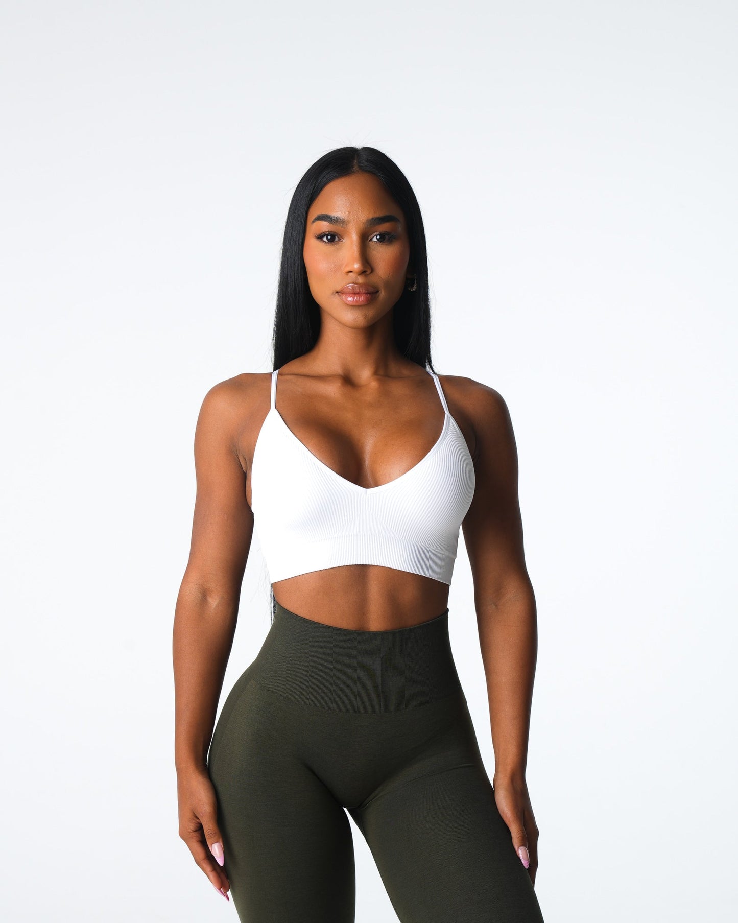 Women White Glimpse Ribbed Seamless Bra - NVGTN