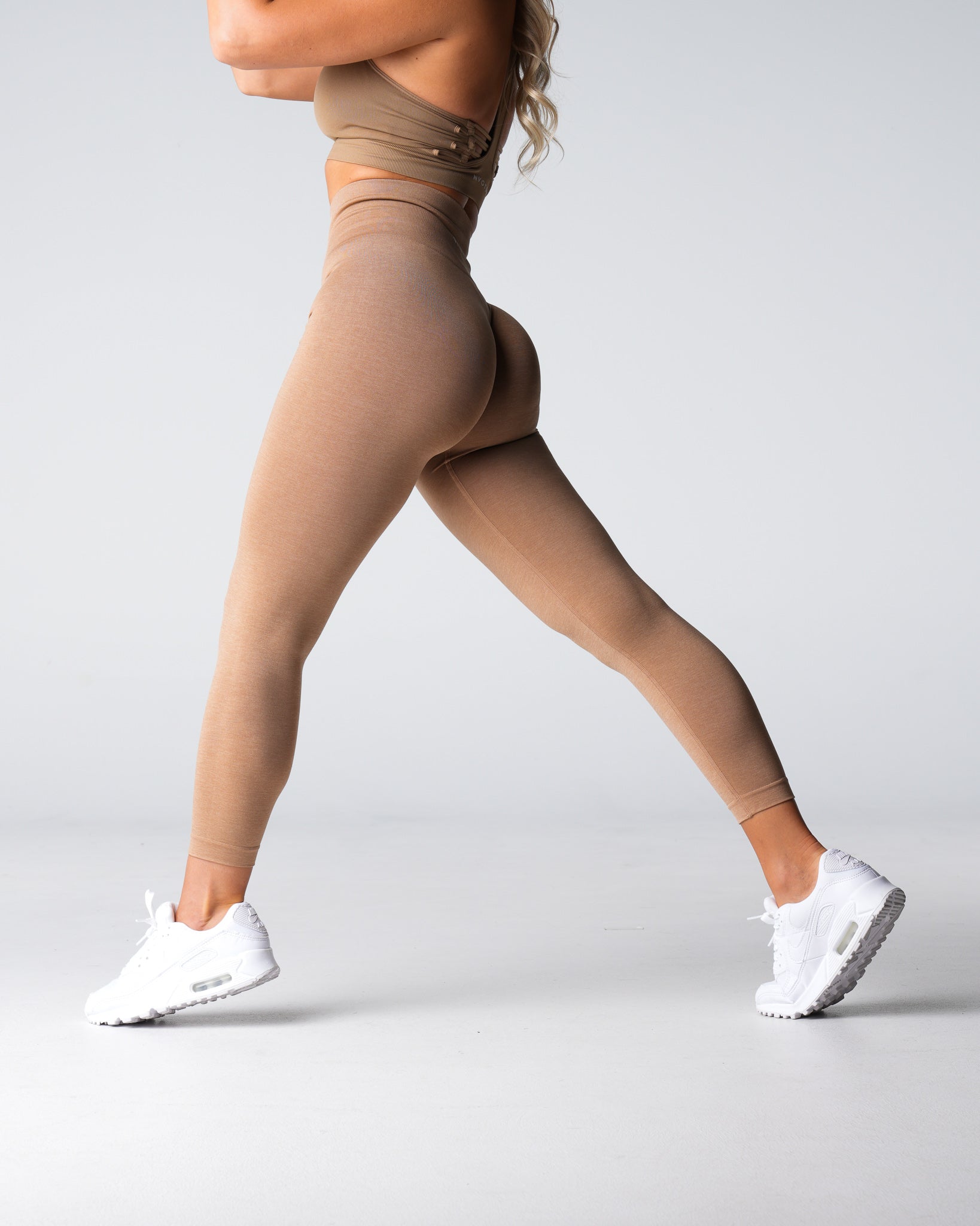 Women Beige Shape Seamless Leggings - NVGTN