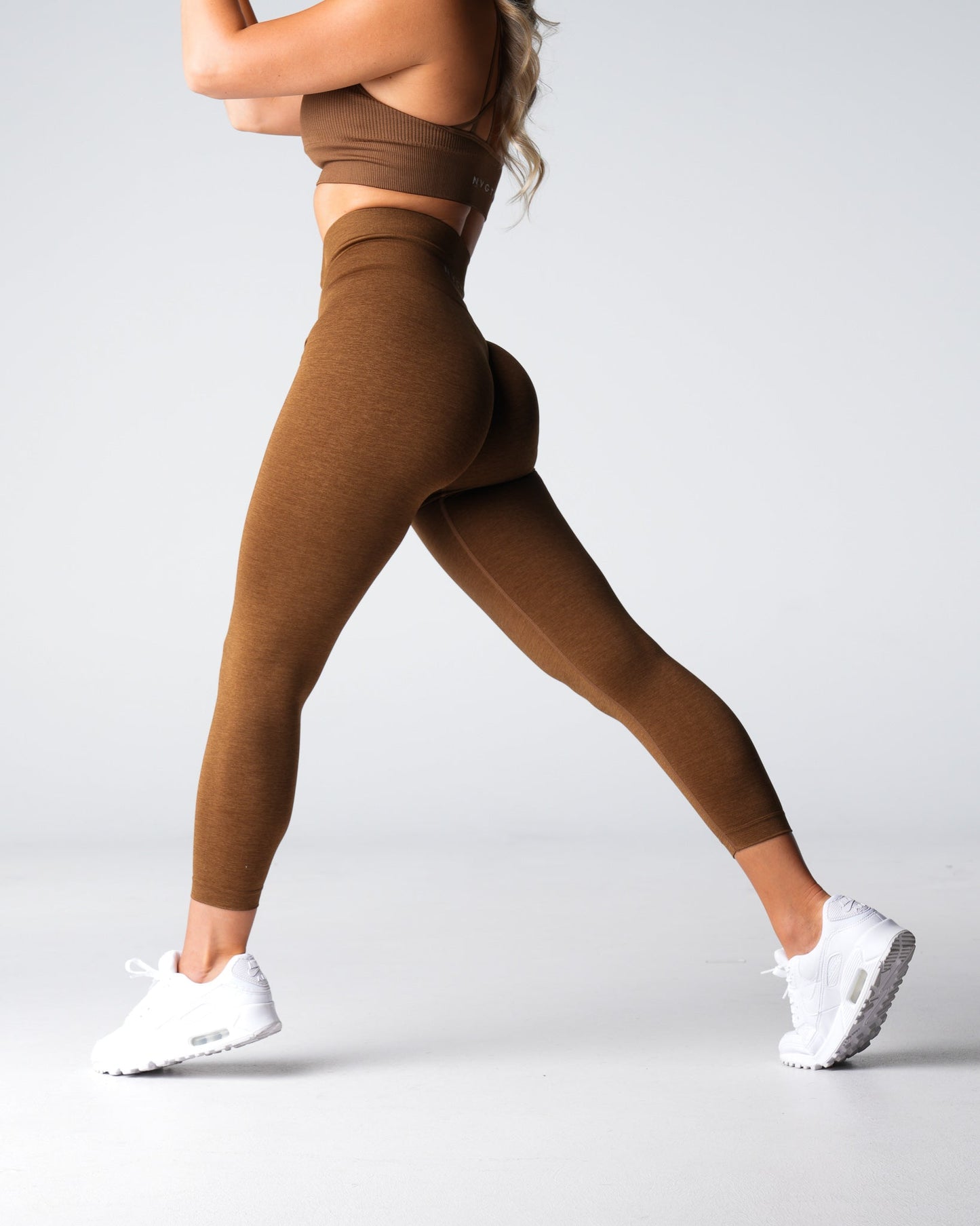 Women Mocha Shape Seamless Leggings - NVGTN