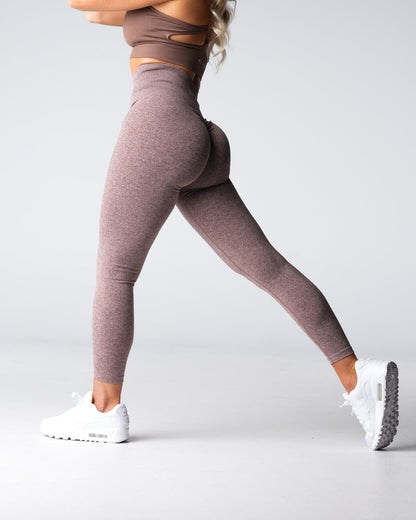 Women Cocoa Scrunch Seamless Leggings - NVGTN