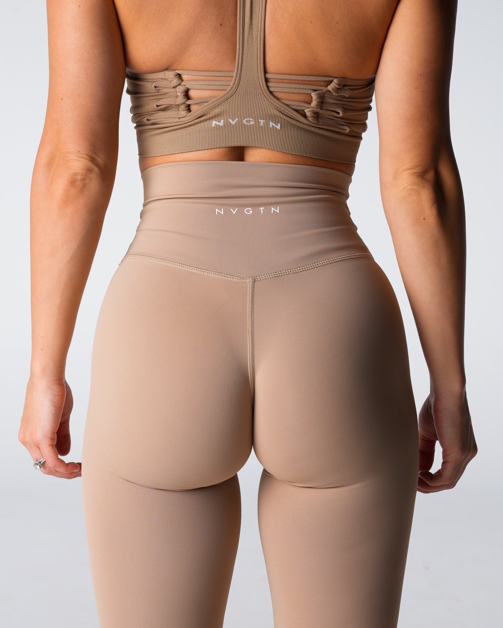 Women Beige Signature 2.0 Leggings - NVGTN