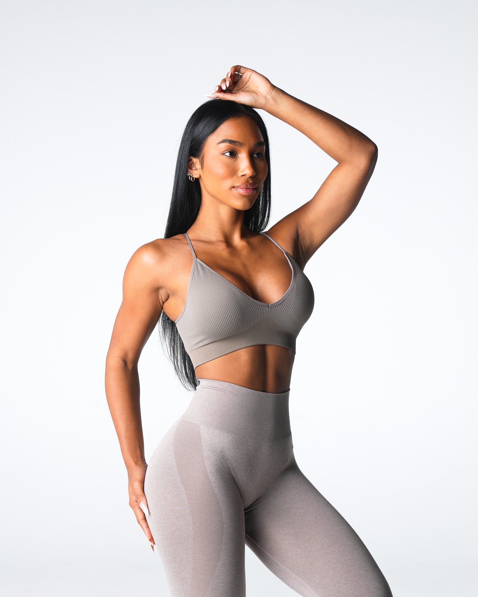 Women Taupe Glimpse Ribbed Seamless Bra - NVGTN