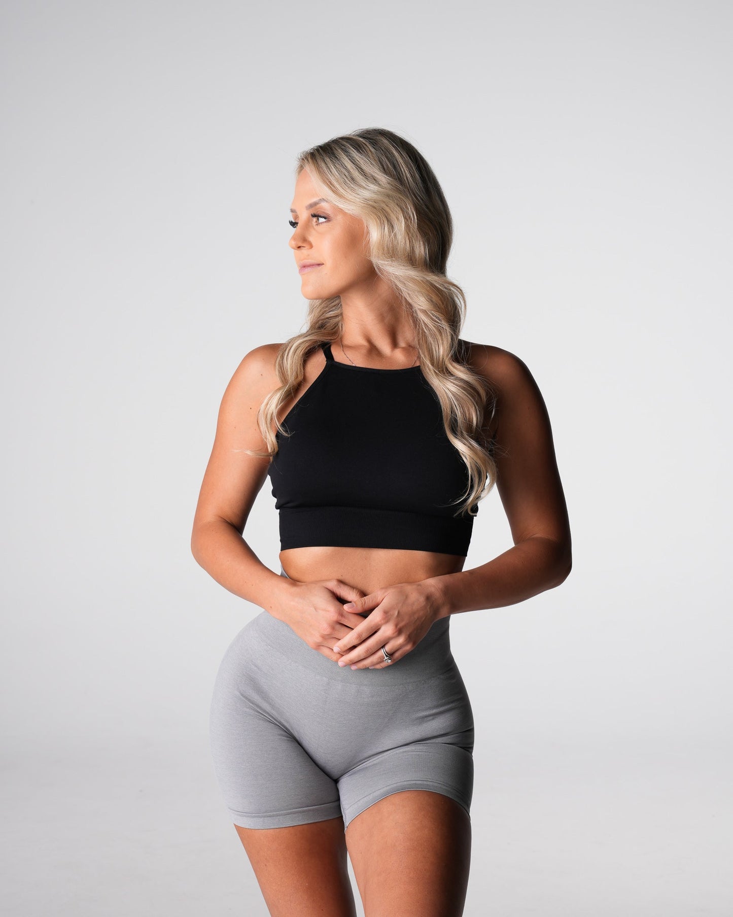 Women Black Strive Seamless Bra - NVGTN