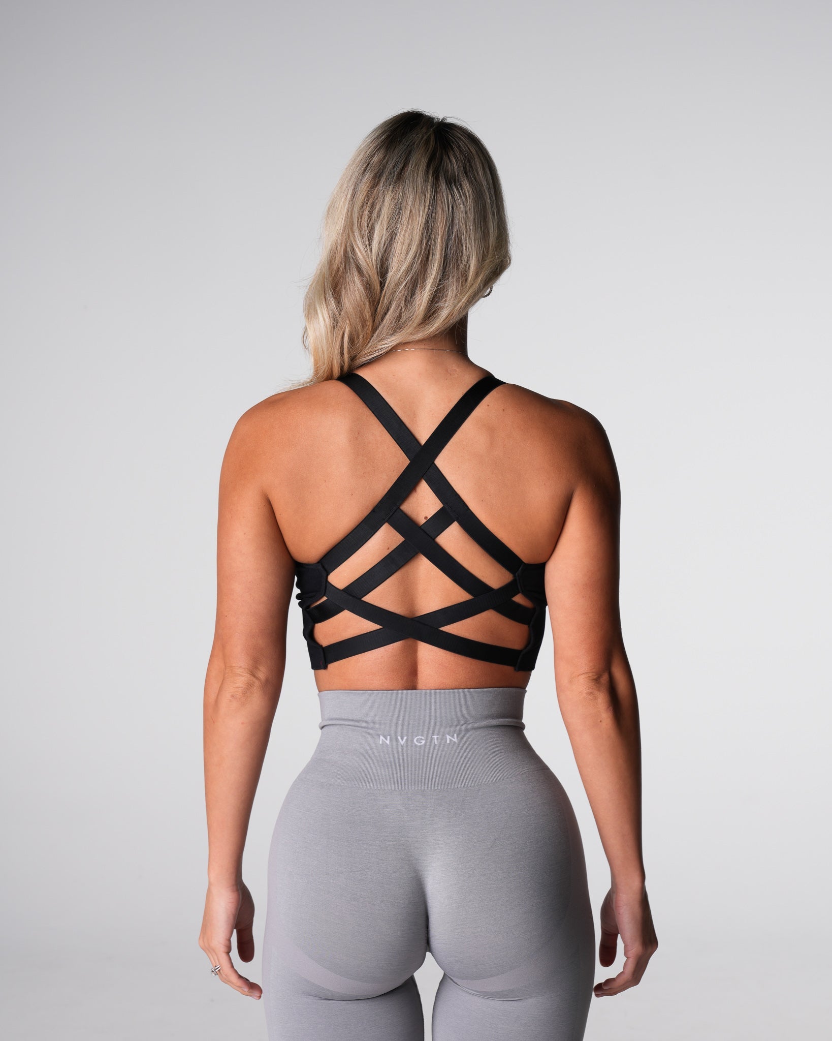 Women Black Enchant Seamless Bra - NVGTN