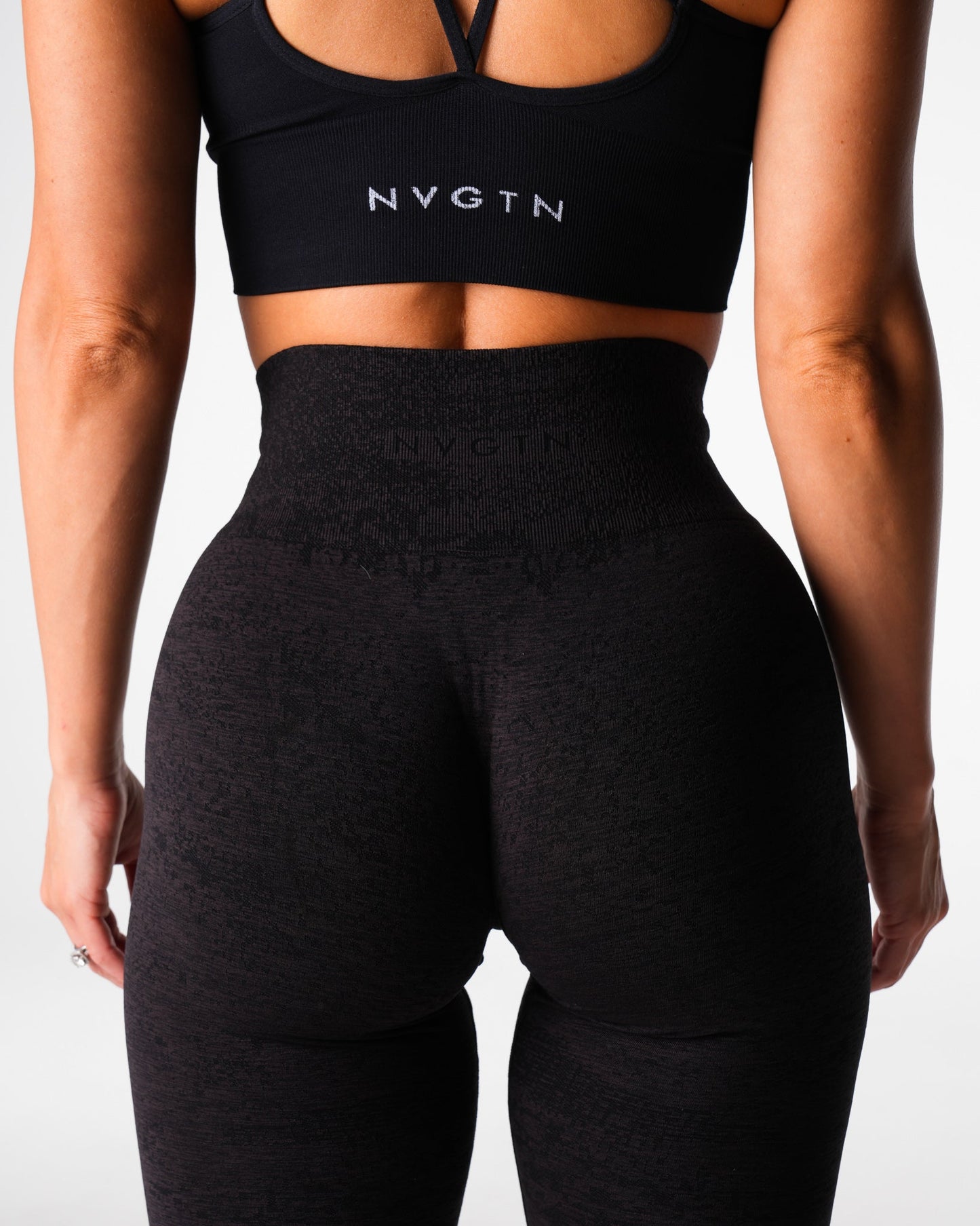Women Black Digital Seamless Leggings - NVGTN