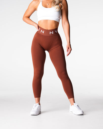 Women Chocolate Sport Seamless Leggings - NVGTN