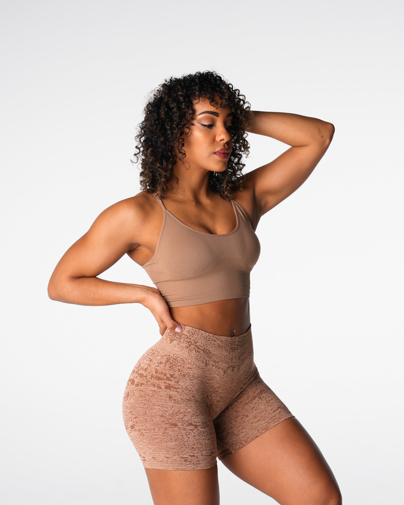 Women Sand Flourish Seamless Bra - NVGTN