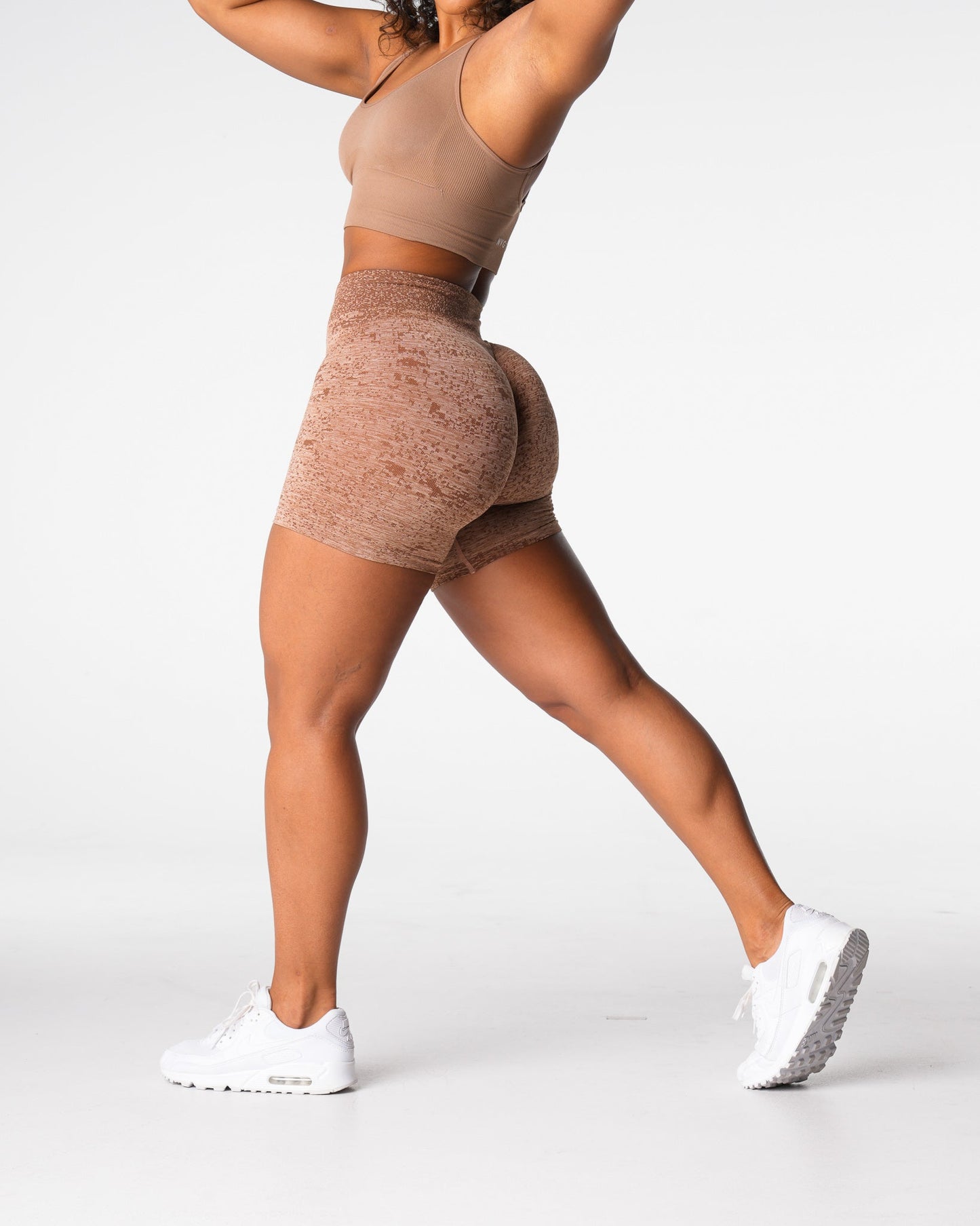 Women Sand Digital Seamless Shorts - NVGTN