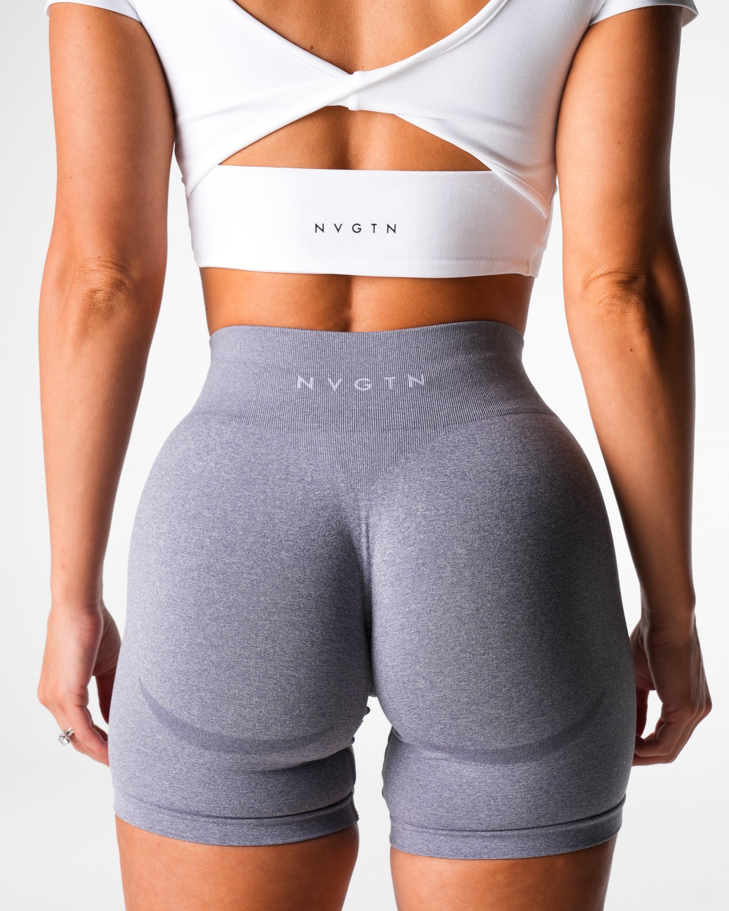 Women Grey Mid Rise Contour Seamless Shorts - NVGTN