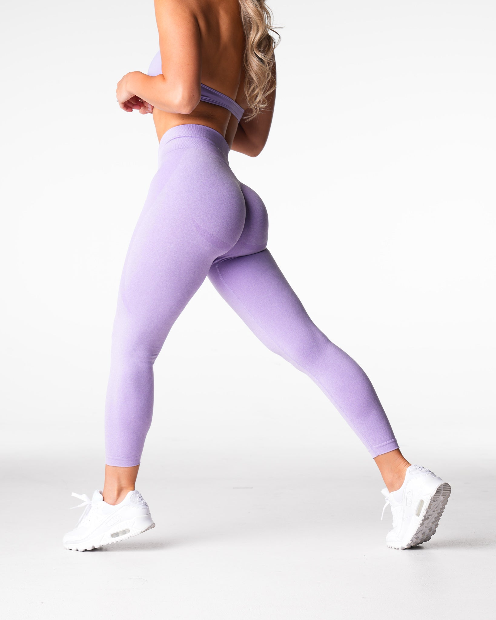 Women Lilac Mid Rise Contour Seamless Leggings - NVGTN