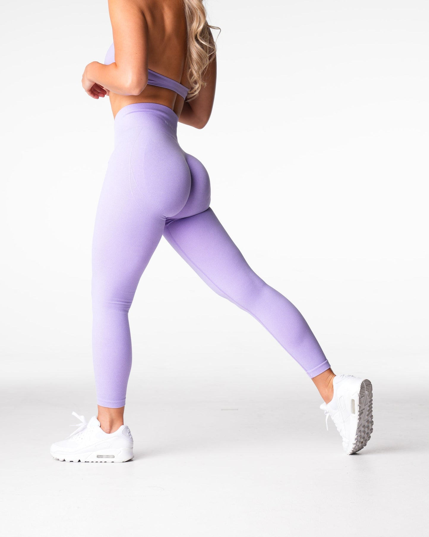 Women Lilac Lift Seamless Leggings - NVGTN