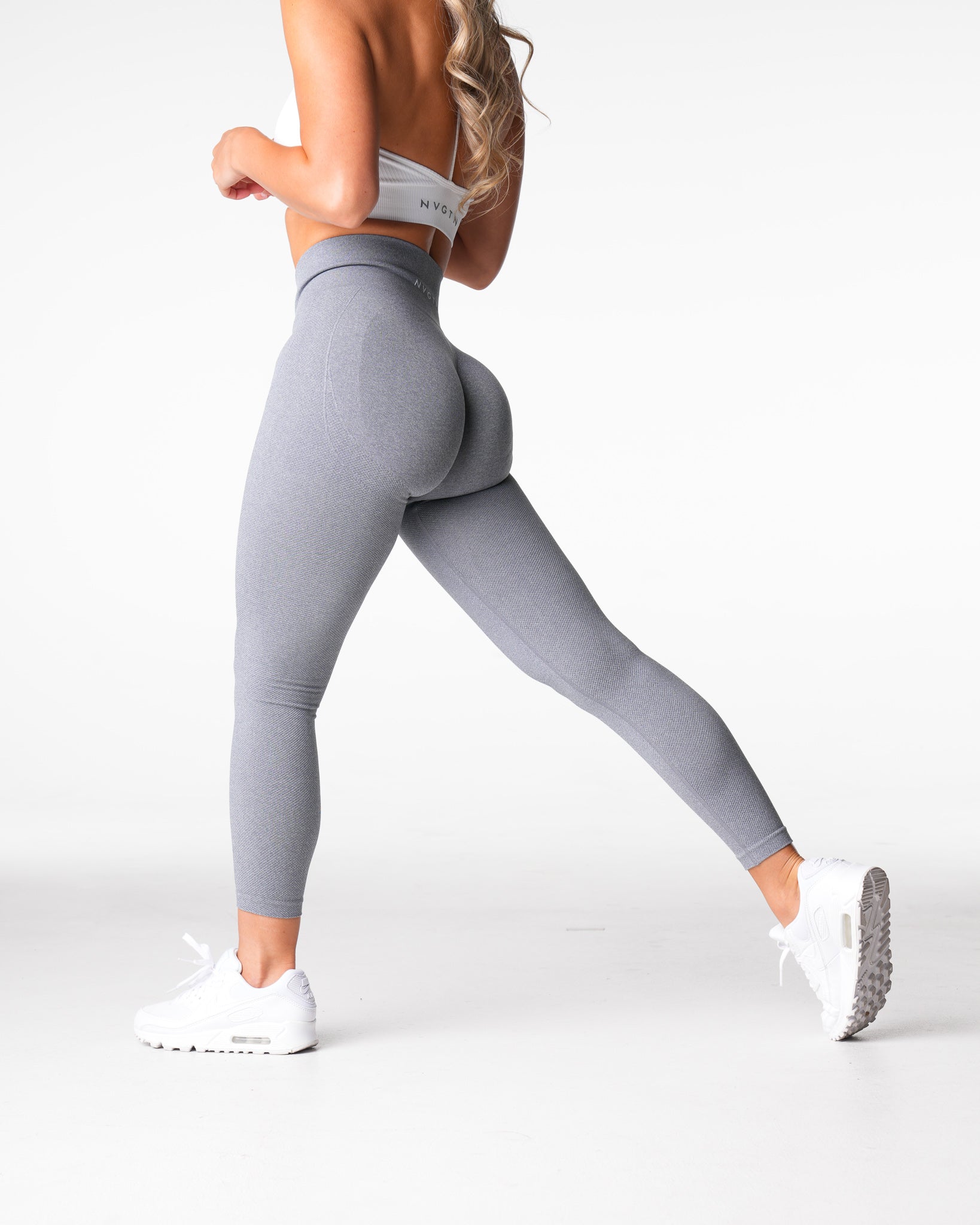 Women Grey Lift Seamless Leggings - NVGTN
