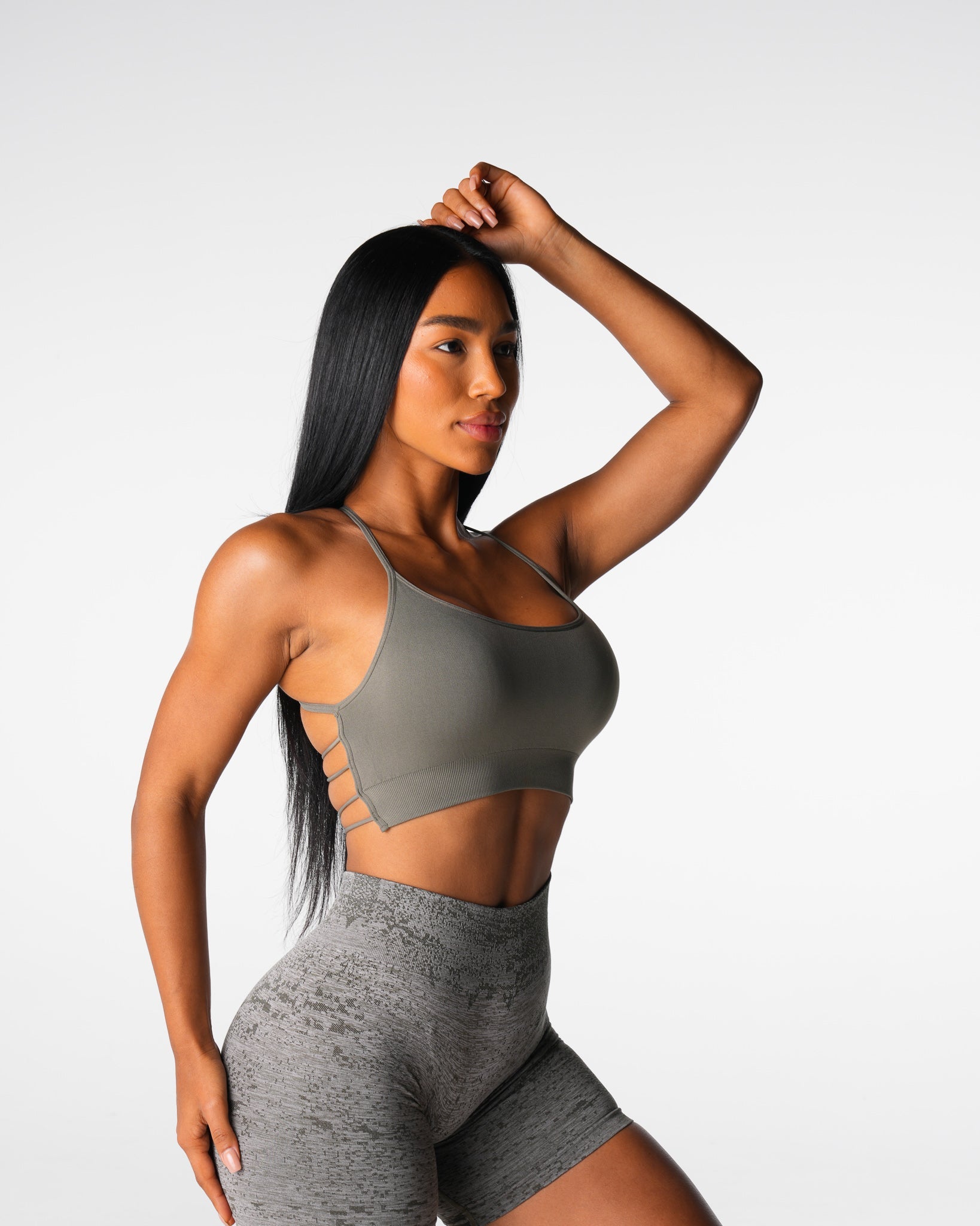 Women Khaki Green Invincible Seamless Bra - NVGTN