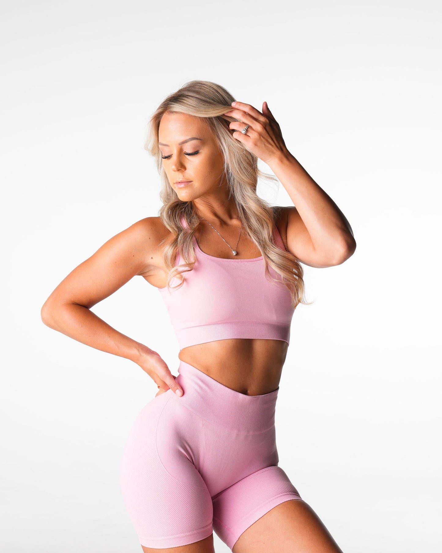 Women Baby Pink Empower Seamless Bra - NVGTN