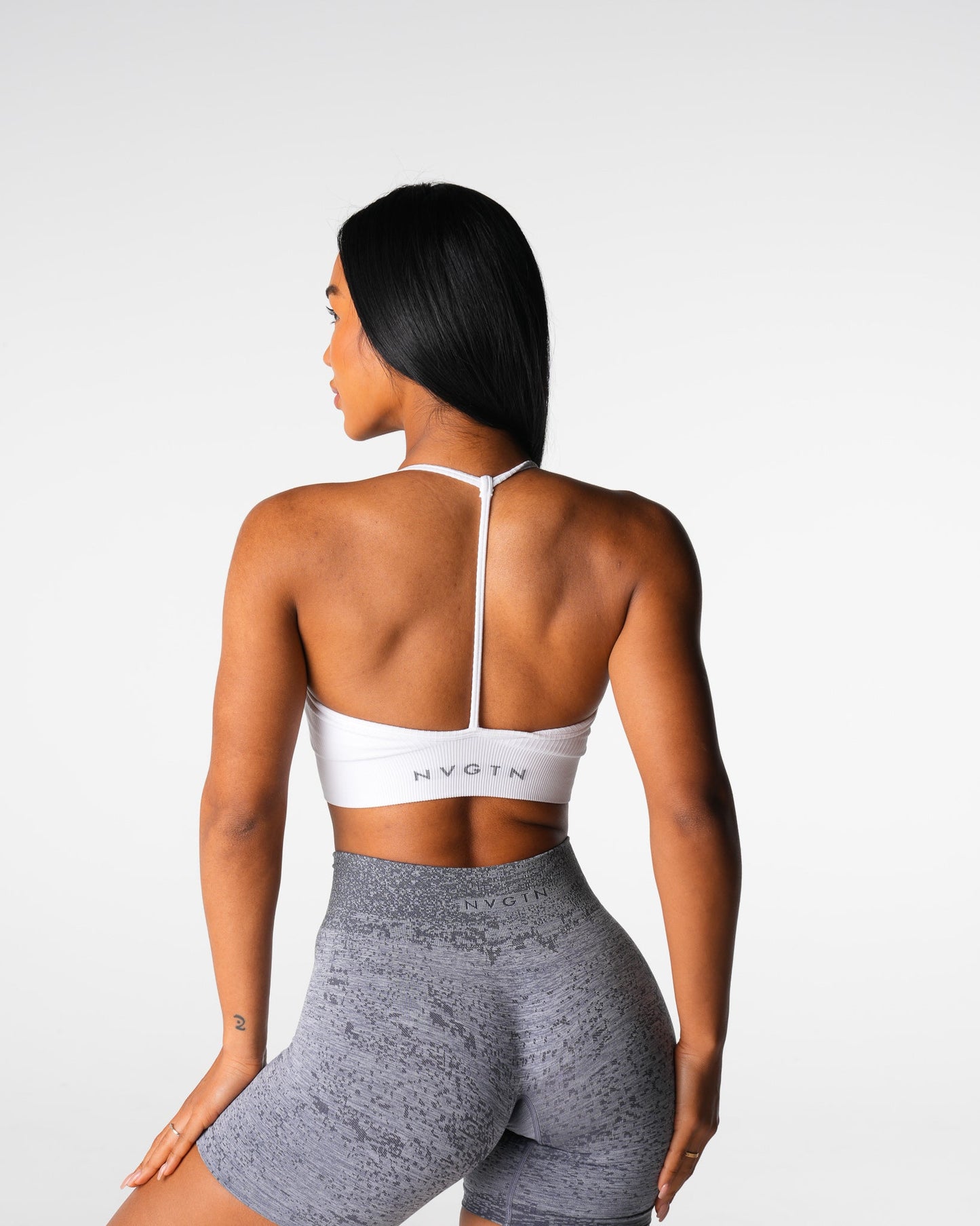 Women White Wander Seamless Bra - NVGTN