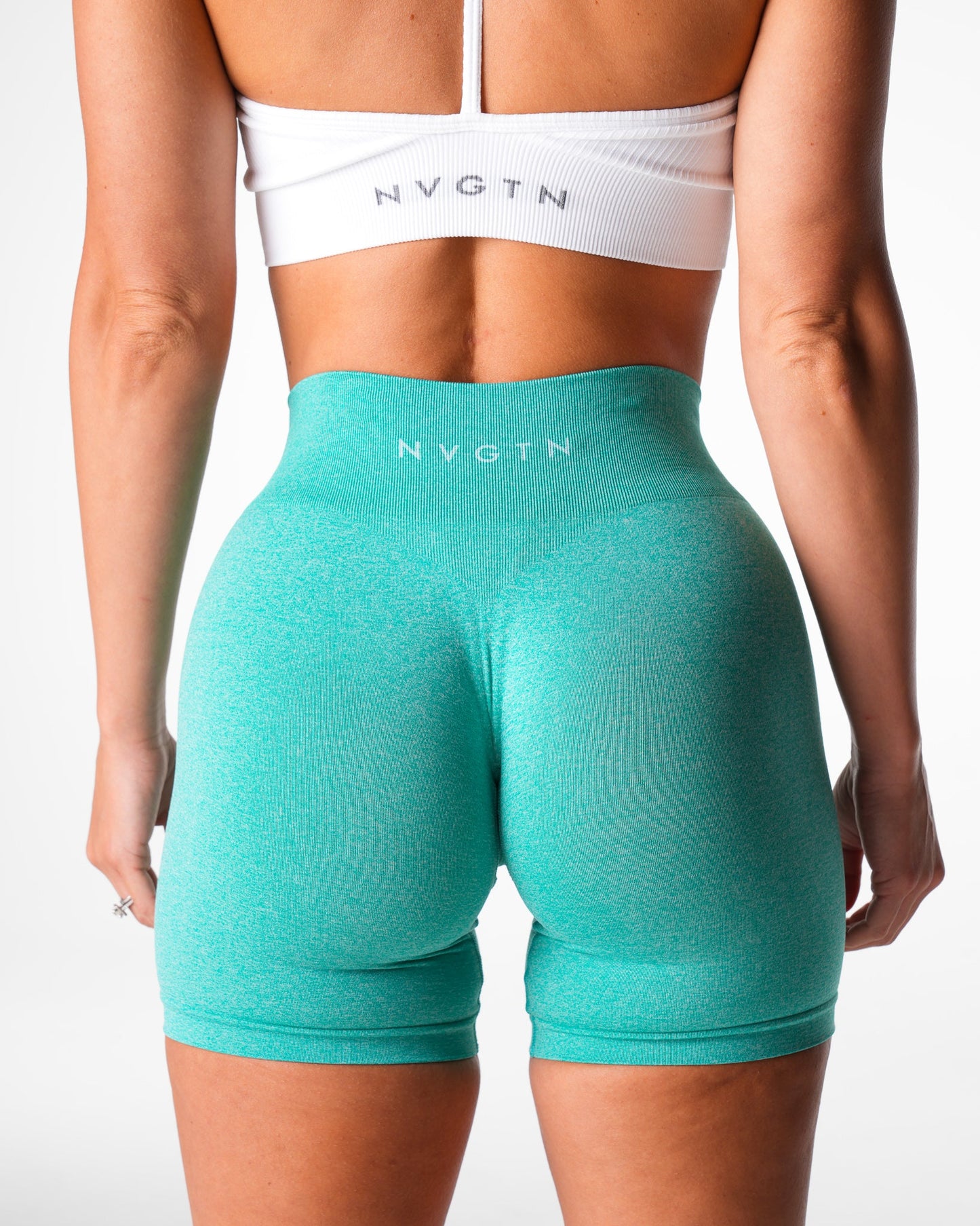 Women Turquoise Mid Rise Pro Seamless Shorts - NVGTN