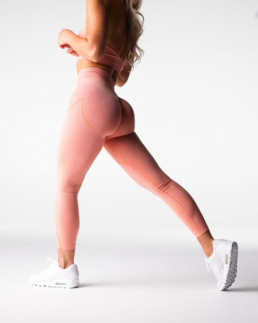 Women Peach Figure Seamless Leggings - NVGTN