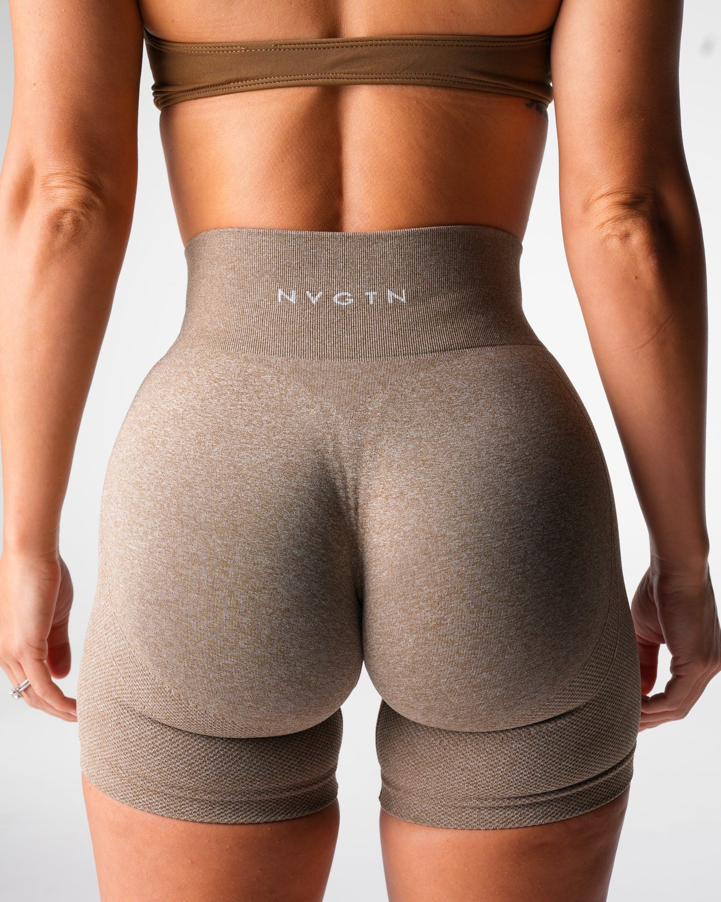 Women Mocha Lift Seamless Shorts - NVGTN