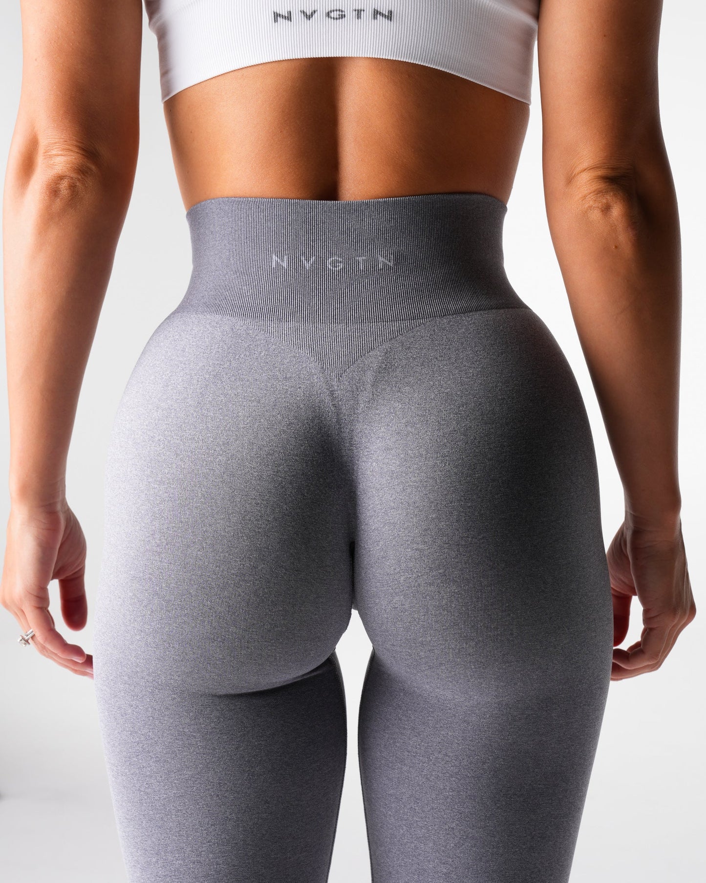 Women Grey Iconic Seamless Flare Leggings - NVGTN