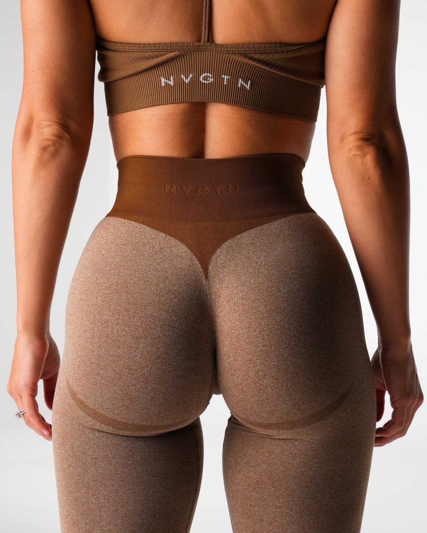 Women Mocha Knockout Seamless Leggings - NVGTN