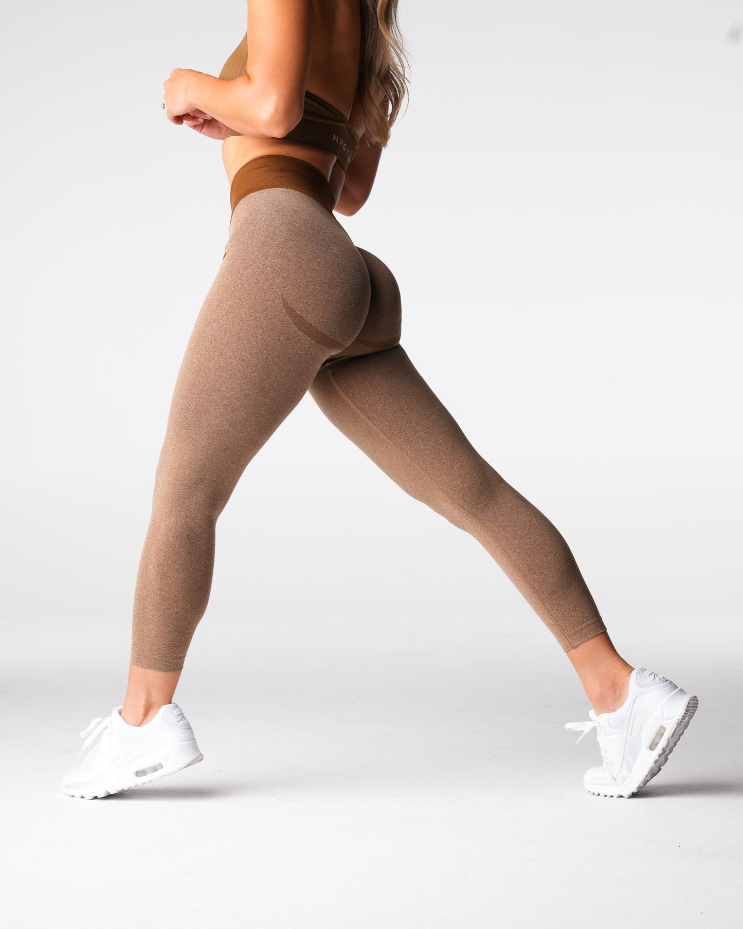 Women Mocha Knockout Seamless Leggings - NVGTN