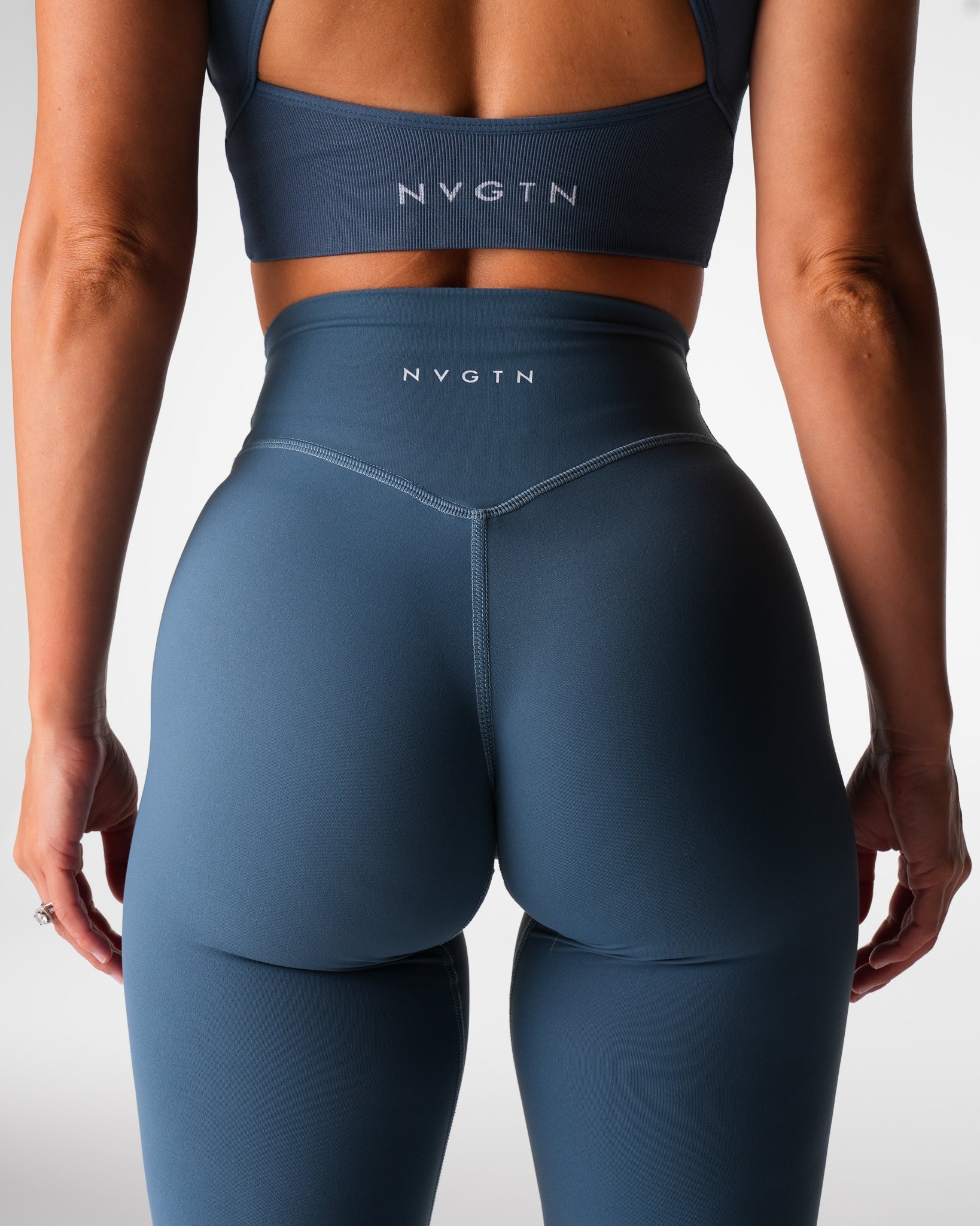 Women River Effortless Flare Leggings - NVGTN