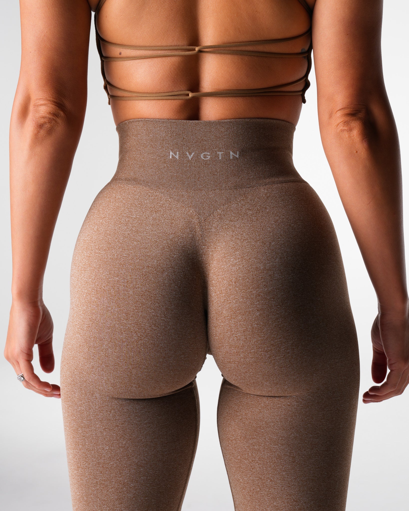 Women Mocha Iconic Seamless Flare Leggings - NVGTN