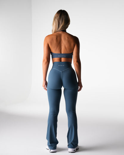 Women River Finesse Seamless Halter Bra - NVGTN