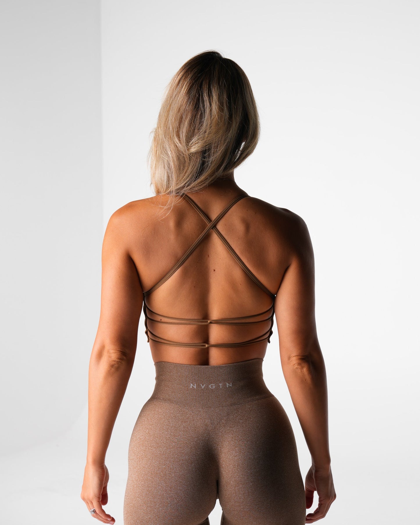 Women Mocha Invincible Seamless Bra - NVGTN