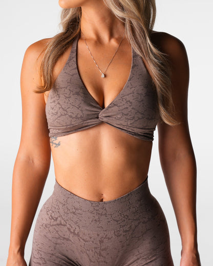 Women Oak Breakthrough Stunner Seamless Halter Bra - NVGTN