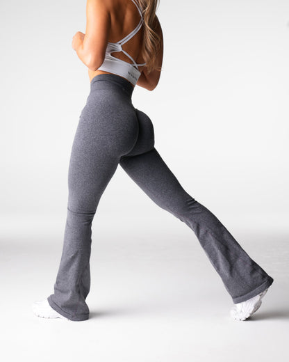 Women Black Speckled Iconic Seamless Flare Leggings - NVGTN