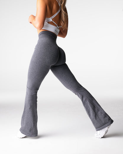 Women Black Speckled Iconic Seamless Flare Leggings - NVGTN