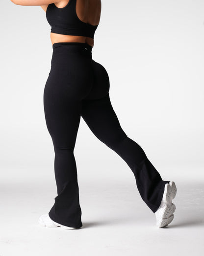 Women Black Harmony Ribbed Seamless Flare Leggings - NVGTN