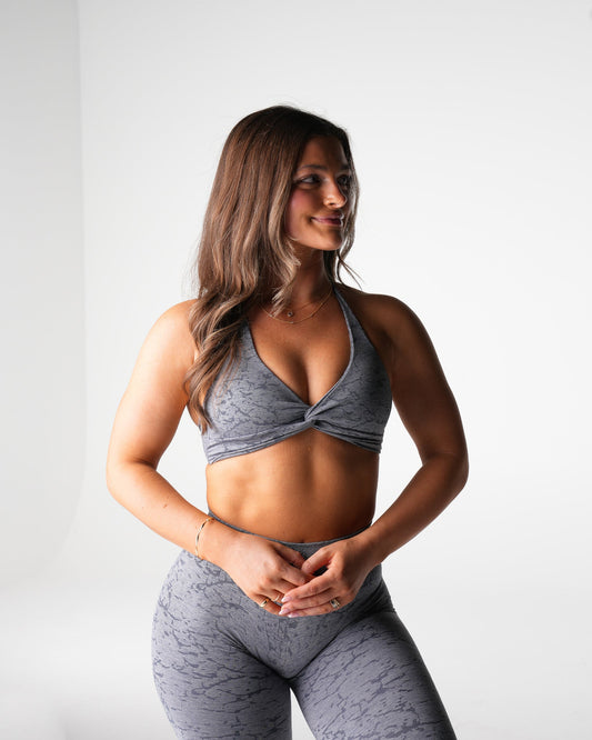 Women Grey Breakthrough Stunner Seamless Halter Bra - NVGTN