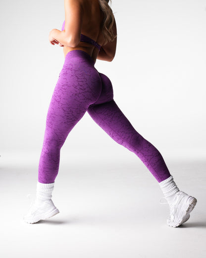 Women Ultraviolet Breakthrough Seamless Leggings - NVGTN
